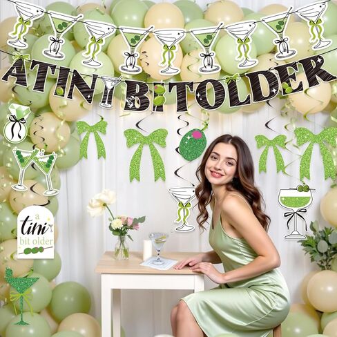 زخارف عيد ميلاد أقدم من tini للنساء ، البكالوريوس القوس زخارف حفلة إسبرسو مارتيني زخارف حفلة عيد ميلاد الكرز للبنات والنساء اللافتات السقف الأخضر لحفل tini. in Kuwait