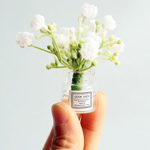 Miniature Flower in Vase Dollhouse Mini Jasmine Flowers Handmade Easily Matched Dollhouse Accessories Flower Vase Set Model Decor for 1:6 or1:8 Scale Micro Landscape (Pink) in Kuwait