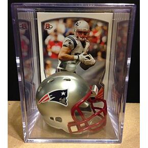 نيو إنجلاند باتريوتس NFL Helmet Shadowbox مع بطاقة Rob Gronkowski in Kuwait