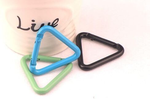 ABCOOL 12PCS Heart Star Triangle Shape Keychain Clips Mini Small Carabiner - Aluminum Durable Quick Release Auto Locking D-Shape Spring Loaded Clip for for Home Rv Camping Fishing Hiking Traveling in Kuwait