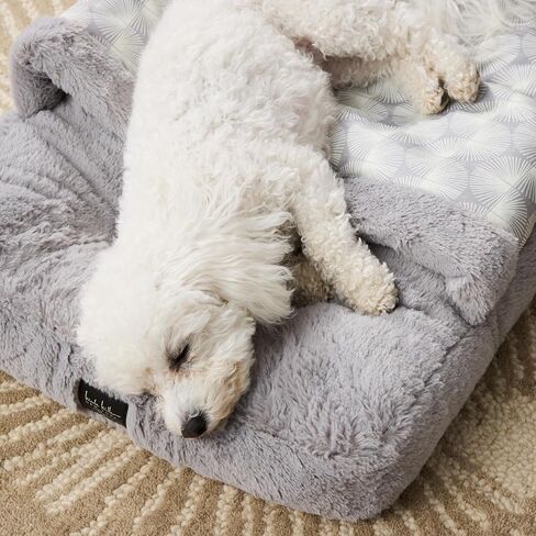 Nicole Miller New York PET Kendall Fluted Geo Cozy Slipper Cave Pet Bed, Cozy & Calming, Non-Slip Bottom, Machine Washable, Grey, Small 22"x17"x11" in Kuwait