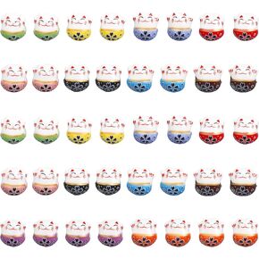 chgcraft 40pcs 10 ألوان السيراميك محظوظ القط الخرز المصنوع يدويًا الخزف المحظوظ للقطط الفضفاضة الفضفاضة بالخرز السيراميك بالجملة لصنع المجوهرات DIY. 12x14x1mmm