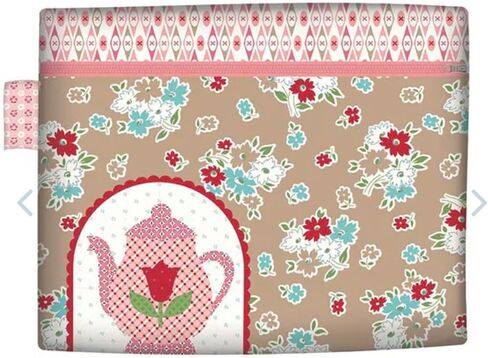 Riley Blake’s Assortment of Premium Quilting Fabric Panels, Perfect for Quilting, Apparel, DIY Crafting, and Home Decor (Zippy Bags 3 Panel) in Kuwait