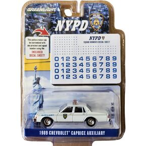 المقتنيات Diecast 42774 Hot Pursuit - 1989 Chevy Caprice - New York City Police Dept NYPD Auxiliary with NYPD Squad Number Sheet 1/64 Scale ، White