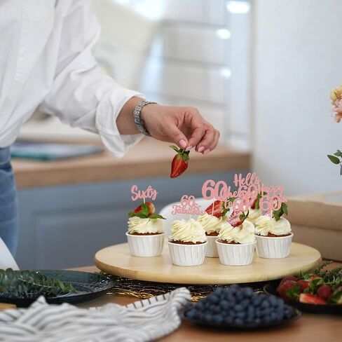 36pcs الذهب الذهب 60th Cupcake Topcake Heapers to 60 Cake Toppers Sixty 60th Number 60 Cupcake Ricks لعيد ميلاد 60 in Kuwait