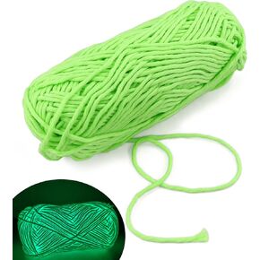 توهج في الغزل المظلم ، غزل الكروشيه ، 60 ياردة من الخيوط الناعمة للحيوانات الكروشيه DIY Crocheting و Knitting Mini Project في الحفلة المظلمة (الأخضر البصري)