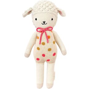 CUDDLE + LITE LUTY The Lamb Little 13 "دمية متماسكة-دمية واحدة = 10 وجبات ، تجارة عادلة ، جودة الإرث ، مصنوعة يدويًا في بيرو ، خيوط قطنية 100 ٪