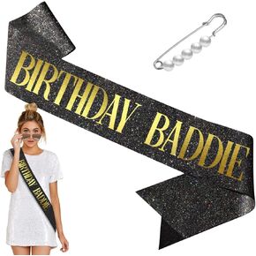 عيد ميلاد Baddie Sash - Black Glitter وشاح مع رقائق الذهب ودبوس السلامة اللؤلؤ. عيد ميلاد وشاح للنساء والرجال - عيد ميلاد سعيد - ديكورات Bday