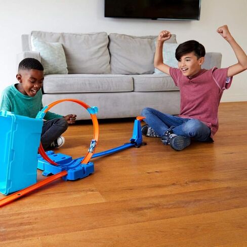 مجموعة مسار سيارة Hot Wheels ، مسار Builder Multi Loop Box Playset & 1:64 Scale Car ، 10 أقدام من المكونات والموصلات لإنشاء عمليات التصميم والتخزين in Saudi Arabia