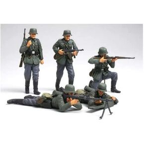 Tamiya 300035293 1:35 WWII German Infantry Figures France Campaign (5)