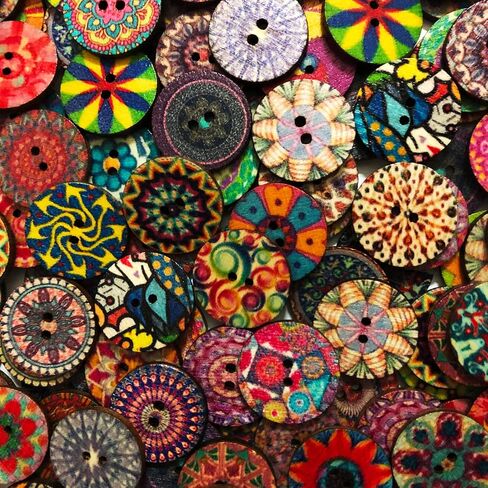 Wooden Buttons for Crafts Bulk Wooden Craft Buttons Assorted Sizes Wood Buttons for Sewing DIY Crafts Decoration in Saudi Arabia
