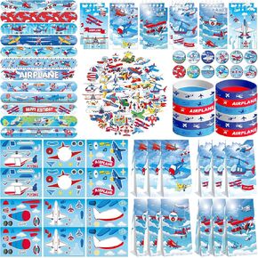 مجموعة 122pcs لحفلات الطائرات مجموعة ، 50 ملصقًا ، 12 ملصقًا تجميعًا ، 12 شارات زر ، 12 مفتحًا صغيرًا ، 12 أساور صفعة ، 12 أساور مطاطية ، 12 حقيبة Goodie لمستلزمات دش الطفل الطائر