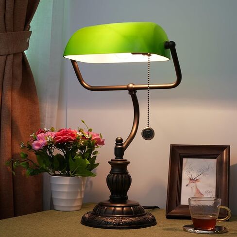 Tiffany Style Green Bankers مصباح المكتب مصابيح زجاجية ملون ورقة شجرة خمر غرفة نوم بدراسة السحب سلسلة القراءة مكتب الضوء in Saudi Arabia