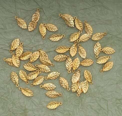 50 PCS أوراق السحر لجعل المجوهرات صنع 1.5 × 0.7 سم معلقات صغيرة لطيفة لصياغة DIY Project Project Bracelec in Kuwait