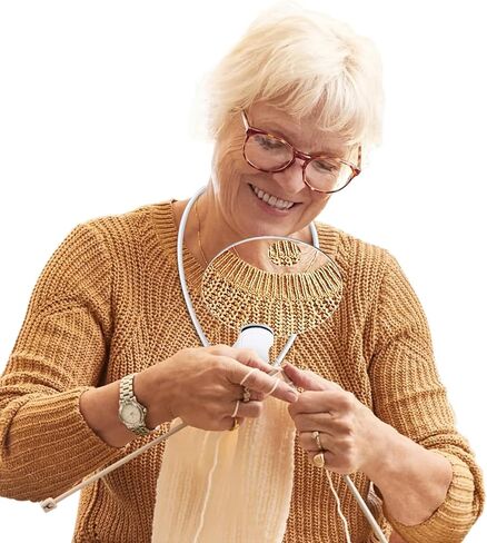 Magnifying Glass, Magnetic Detachable Magnifying 3X Hands Free Necklace Magnifier Adult Seniors Magnifying Glass for Reading (110mm Black) in Saudi Arabia