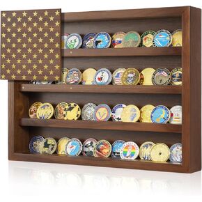 يحمل حامل تحدي COIN COON CASE MOUNT ، 4 صفوف من الحاملات العسكرية العسكرية العسكرية ، 64-73 قطعة معدنية مع 2 رفوف الأخدود ، رف عملة معدنية مع علم أمريكي مغناطيسي ، أسود