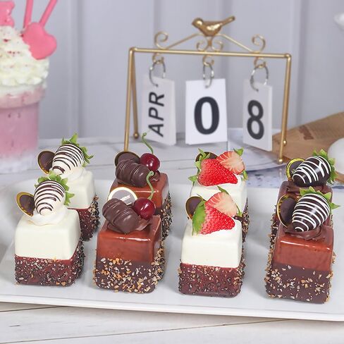 4 قطع من الكعك الاصطناعي الاصطناعي المختلط، نموذج تزيين الطعام، نموذج تزيين الطعام، دعائم صور المطبخ، كعكة مربعة in Kuwait