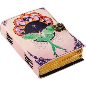 Blank Spell Book of Shadows Journal for Men & Women 200 صفحة مع قفل Clasp Vintage Handmade Luna Luna Moth Deckle Edge Vintage Paper ، Plantbook Leather ، Drawing Journal ، Printed Leather