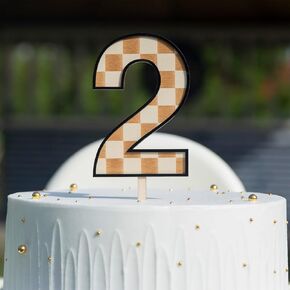Lintran Wooden Checkered Cake Topper - السباق الثاني ، اثنان سريعون ، رقم 2 ، سباق عيد ميلاد متقلب ، فتاة الفتاة الثانية ، لوازم حفلة عيد ميلاد سعيدة