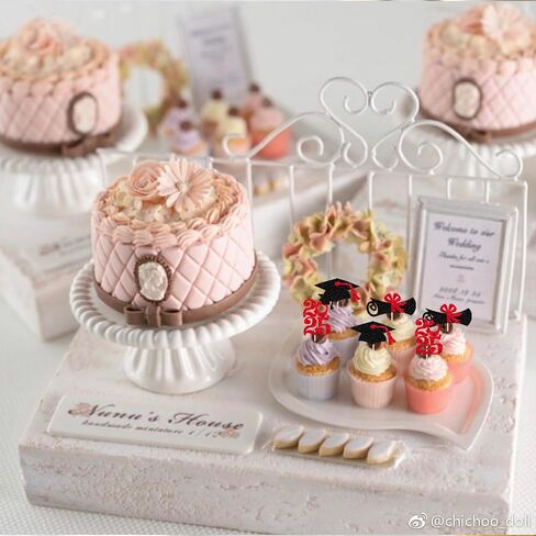24 Pack Prom 2025 Graduation Cupcake Toppers Glitter 2025 Prom College Cupcake تختار على تهانينا 2025 فئة التخرج من 2025 School Party Cake Decoration Supplies Silver in Saudi Arabia