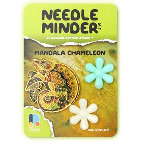 مجموعة Awesome Pattern Studio Needle Minder Set - Mandala Chameleon Magnetic Needle Minder + 2 Througers Needle. دبوس المينا للغرزة المتقاطعة والتطريز والحرف