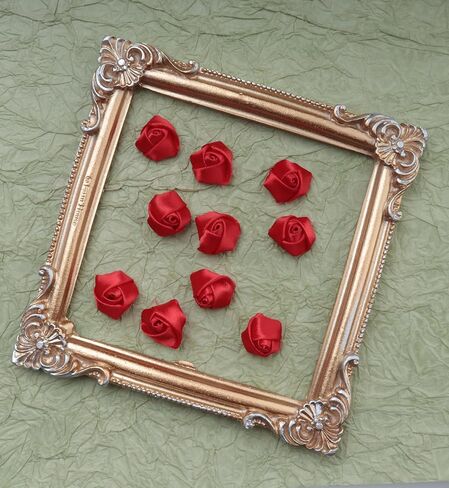 25 Pcs Satin Fabric Rose 1.5 CM Cute Mini Vintage Flowers for DIY Crafting Sewing Dress Hair Pin Headband Wedding Party Decoration Supplies (Red) in Saudi Arabia