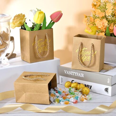 أكياس هدايا Kposiya Mini مع مقابض ، 35pcs أكياس هدايا صغيرة ، 4 × 2.75 × 4.5 أخضر وذهب لعيد الميلاد ، عيد الشكر ، الحفلات. in Kuwait