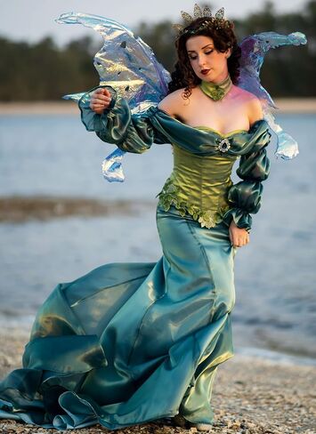 Simplicity SS3028H5 MEASES 'Fantasy Water Fairy Costume Mode Pattern by Raine Emery ، Design Code S3028 ، الأحجام 6-8-10-12-14 ، متعدد الألوان in Saudi Arabia