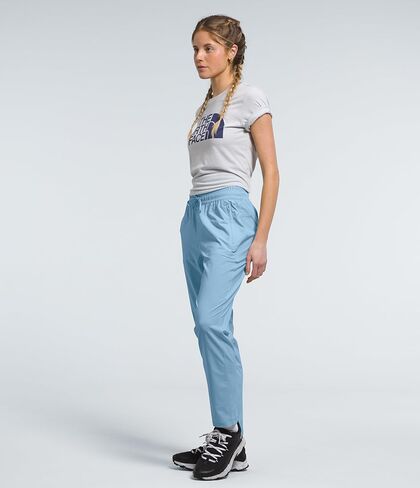 بنطال THE NORTH FACE النسائي لا يتوقف أبدًا عن ارتداء البنطلون in Kuwait