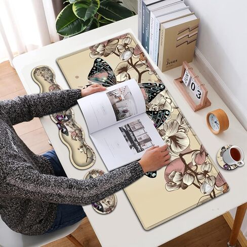 Ergonomic Keyboard Wrist Rest and Large Gaming Mouse Pad with Non-Slip Base, for Home Laptop Office Desk Pad,31.5x11.8 Big Desk Mat Black Leopard Print Pattern Mouse Pad with Wrist Supprot in Kuwait