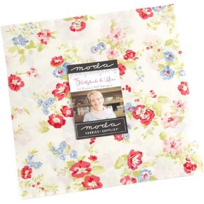 Hollyhocks & Roses Layer Cake® ، 42-10 "مربعات لحاف القماش البري