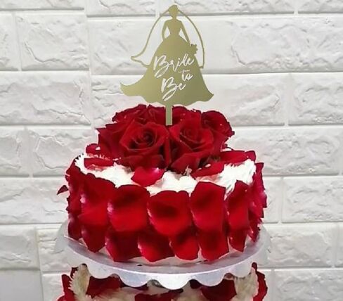 Bride To Be Lady Acrylic Cake Topper Engagement Bridal Shower Proposal Couple Glitter Cake Decoration Wedding Party Supplies (Golden) in Saudi Arabia