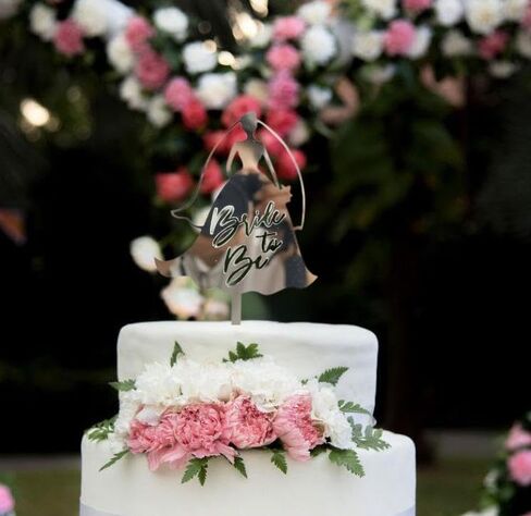 Bride To Be Lady Acrylic Cake Topper Engagement Bridal Shower Proposal Couple Glitter Cake Decoration Wedding Party Supplies (Golden) in Saudi Arabia