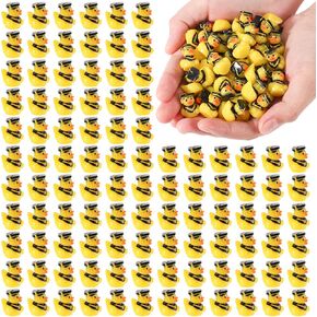 100pcs Mini Resin Graduation Ducks, Tiny Resin Ducks Rubber Ducks Decorations Mini Resin Ducks Charms Funny Bachelor's Hat Graduation Ducks for Graduation Gifts Birthday Party