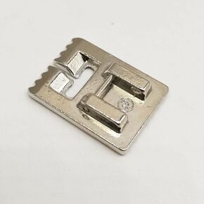 HONEYSEW Pintuck Foot 7 Groove 386022017-P Sewing Machine Presser Foot for All Low Shank Snap-On Singer,Brother,Babylock,Euro-Pro,Janome(NewHome),Kenmore,White,Juki,Simplicity,Elna Sewing Machine