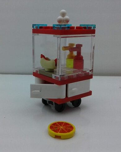 Building Bricks Toys Blocks NewsStand Pizza Hot Dog Fast Food Corner-Compatible with All Brands-MOC Minifigure City Town Village (HOT Dog Stand W/Pizza) in Saudi Arabia