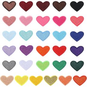 62 PCS HEART IRON على بقع ، حديد صغير على بقع بقع مطرزة ملونة من الحديد لطيف على بقع للملابس خياطة على بقع للملابس DIY CRAFT إصلاح القبعات جينز