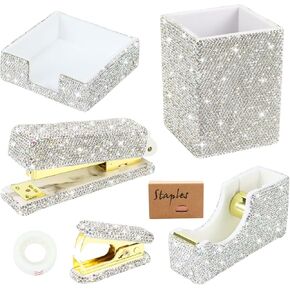 Buqoo 6 PCS Office Bling Rhinestone Desk Assories مجموعة لنساء الأزياء ، و Glitter Crystal المصنوعة يدويًا من دباسة الأسماء وموزعة الأشرطة مع مزيل العنصر الأساسي ، وحامل الملاحظة اللزجة ، و Staples ، وحامل القلم
