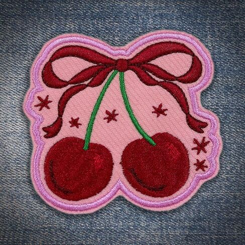 Red Cherry Bow Coquette Patch لطيف الكرز بقع مطرزة بتصحيحات رقعة تصحيح على التصحيح للتطريز للأغطية ، والأكياس ، والحقائب ، والقبعة ، والسترات ، وهدايا DIY PVC موحدة لها 3 بوصات in Kuwait