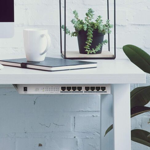 Zyxel 5 Port Gigabit Ethernet Unmanaged POE+ Switch | 4 x PoE+ @ 60W | Plug & Play | Sturdy Metal Housing | Desktop or Wall-Mount | Fanless | Lifetime Warranty | Ethernet Splitter | GS1005HP in Kuwait