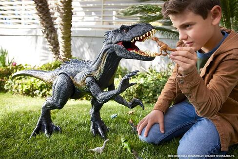 Mattel Jurassic World: Fallen Kingdom Dinosaur Action Figure, Large Indoraptor Dino Toy with Eating Feature, 3 Feet in Saudi Arabia