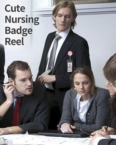 بكرات شارة قابلة للسحب ، حاملي شارة الهوية قابلة للسحب ، حامل بطاقة هوية شارة قابلة للسحب للمعلم ، الطالب ، عامل المكتب (Purple Dog Paw) in Kuwait