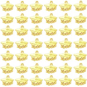 Xeahung 100 PCS 2025 سحر Gold 2025 سحر التخرج للشرابة لصنع المجوهرات صنع 2025 أساور سحر التخرج تخرج مفتاح سلسلة مفاتيح صنع المجوهرات