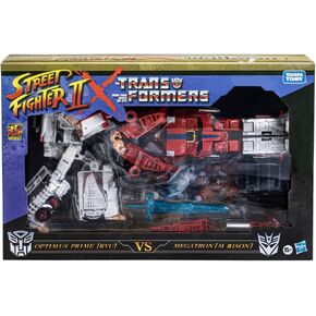 Transformers Collaborative: Street Fighter II Mash-Up, Optimus Prime [Ryu] vs. Megatron [M. Bison]