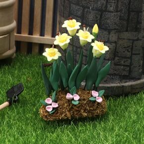 Miniature Daffodil Garden Set, 1:12 Scale Dollhouse Flowers, Yellow Blooms with Pink Buds, 2 Inches High