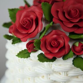 Global Sugar Art Exquisite Rose & Leaf Sugar Cake Flowers Tray Deep Red, Unwired by Chef Alan Tetreault