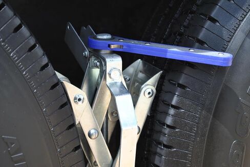 منتجات UF Ultra-Fab 21-001095 Super Grip Chock (حجم كبير جدًا، عبوتان) in Kuwait