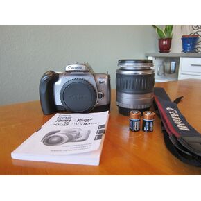 كاميرا Canon Rebel T2 ذات العدسة الأحادية العاكسة مقاس 35 مم مع عدسة تكبير/تصغير EF للتركيز التلقائي (متجددة)