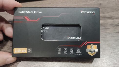 محرك أقراص الحالة الصلبة الداخلي S201 1 تيرابايت M.2 SSD 2280 SATA III 6 جيجابت/ثانية، ذاكرة تخزين مؤقت SLC لزيادة السرعة، سرعة قراءة تصل إلى 550 ميجابايت/ثانية، متوافق مع أجهزة الكمبيوتر المحمول وأجهزة الكمبيوتر المكتبية (أسود) in Kuwait
