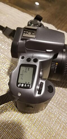 طقم كاميرا Canon EOS Rebel GII / XSn مقاس 35 مم SLR مع عدسة تركيز تلقائي EF (متجددة) in Kuwait
